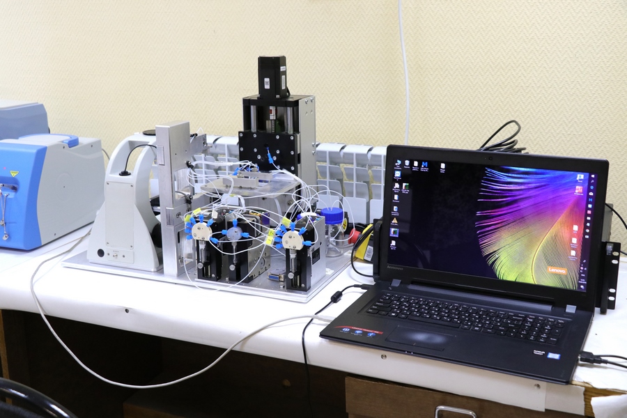Технологический демонстратор «лаборатории на чипе» на основе мультимодальной оптической биосенсорной платформы для медицинской экспресс-диагностики